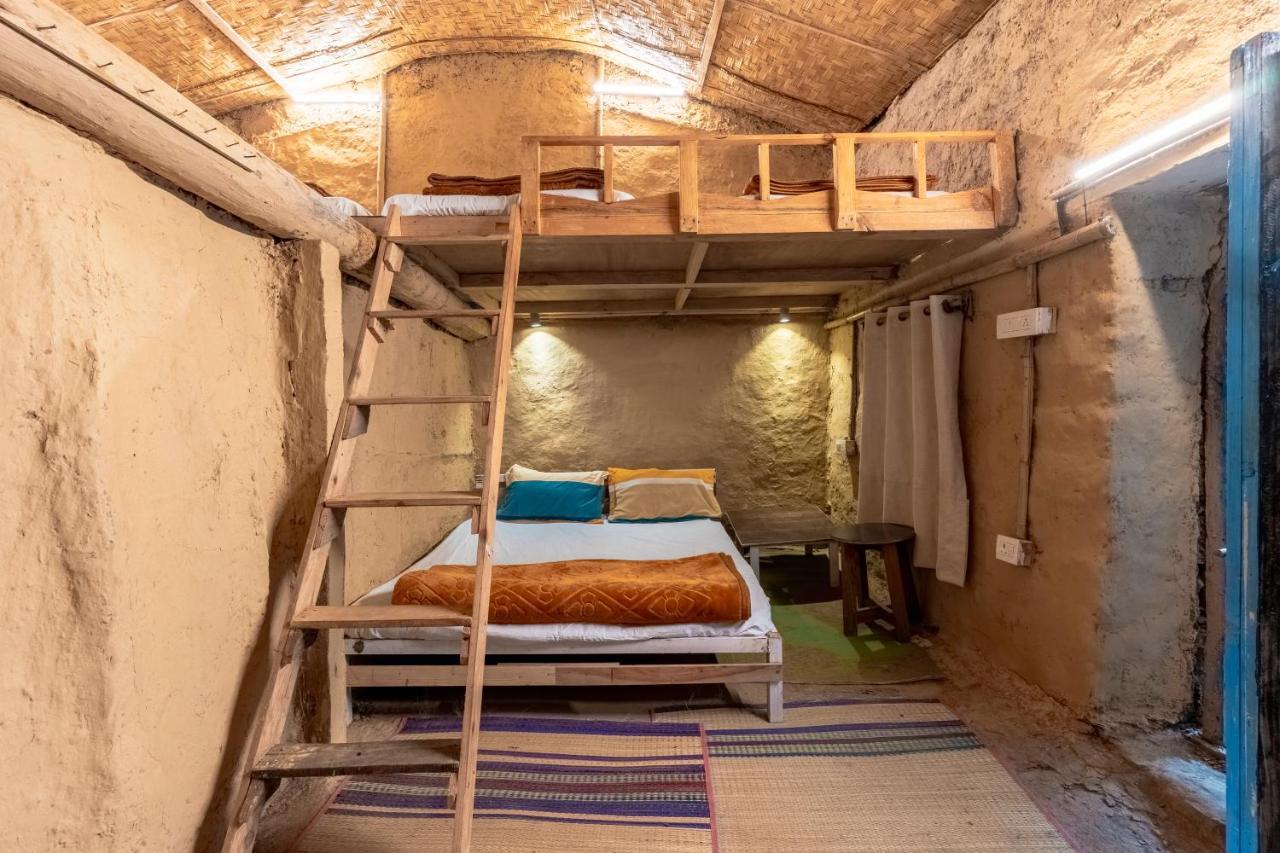 Vista Hostel Jeolikote, Nainital Patwa Dunga Buitenkant foto