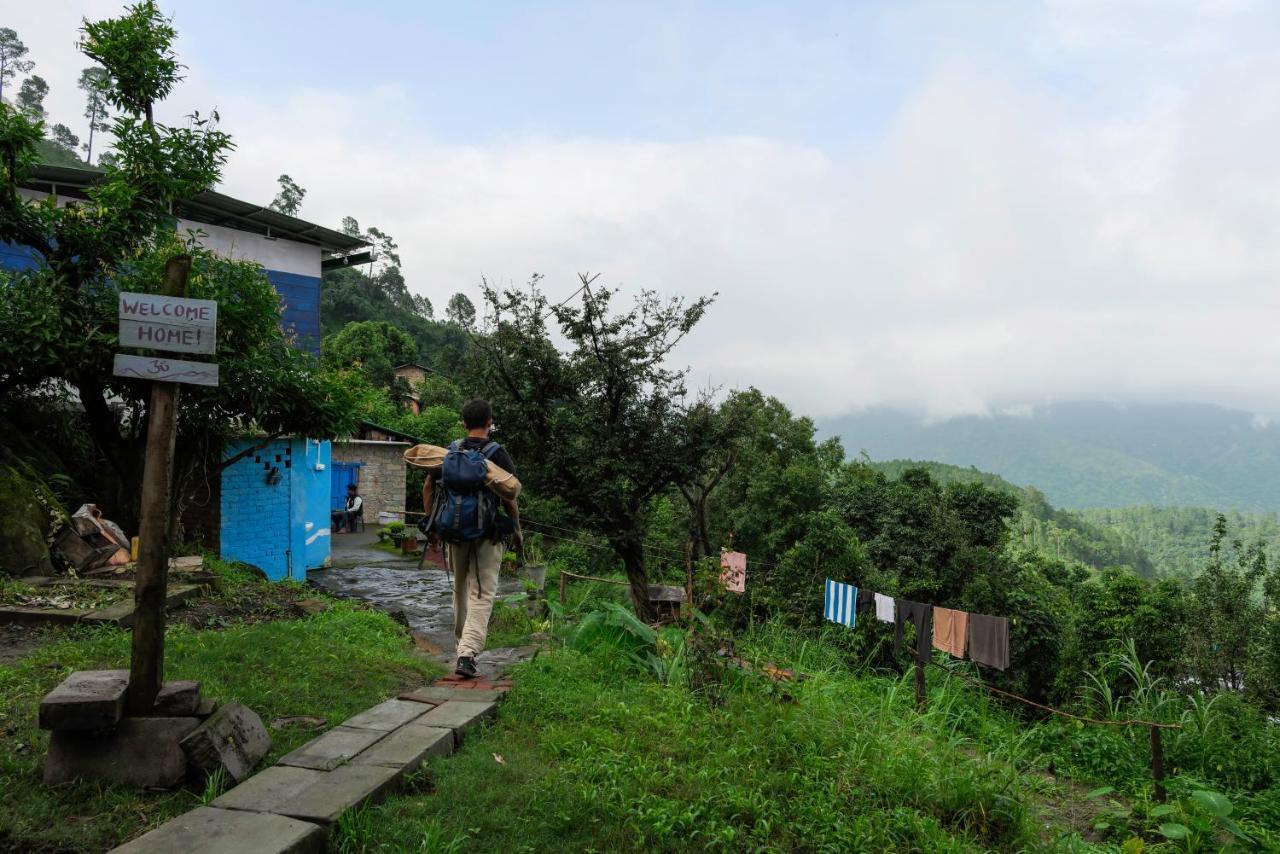 Vista Hostel Jeolikote, Nainital Patwa Dunga Buitenkant foto