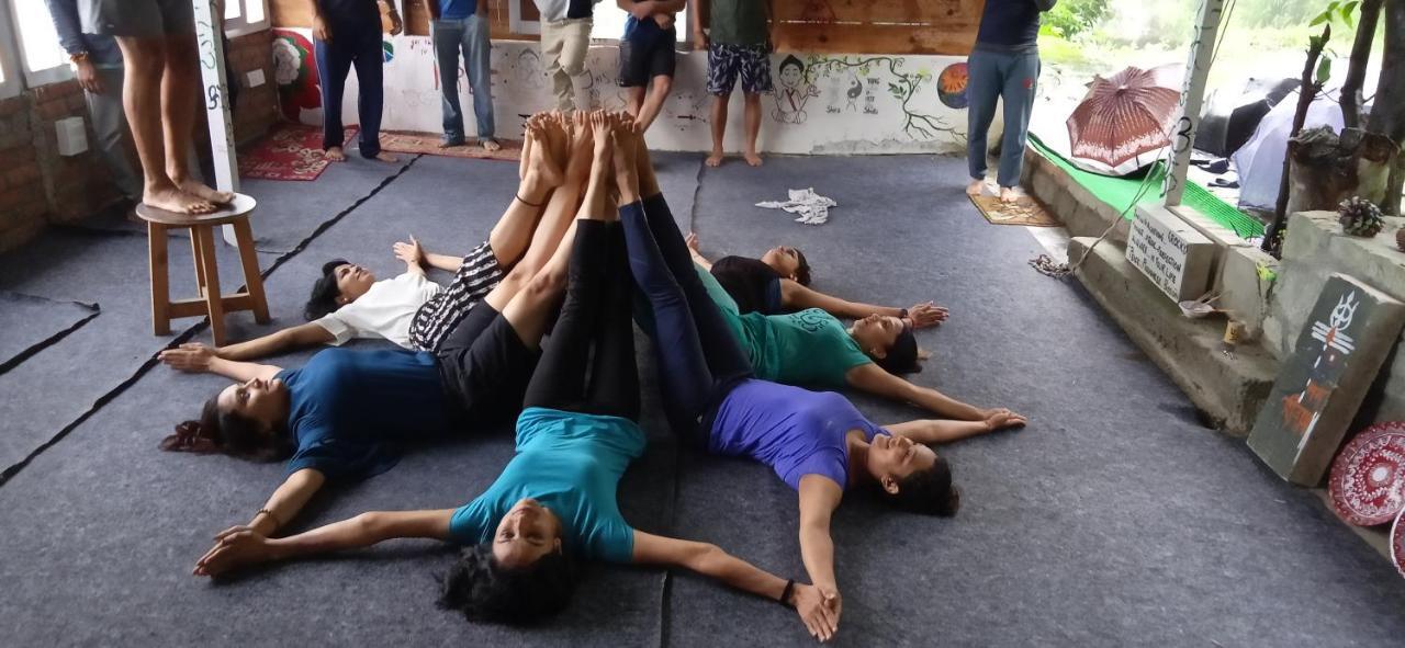 Vista Hostel Jeolikote, Nainital Patwa Dunga Buitenkant foto
